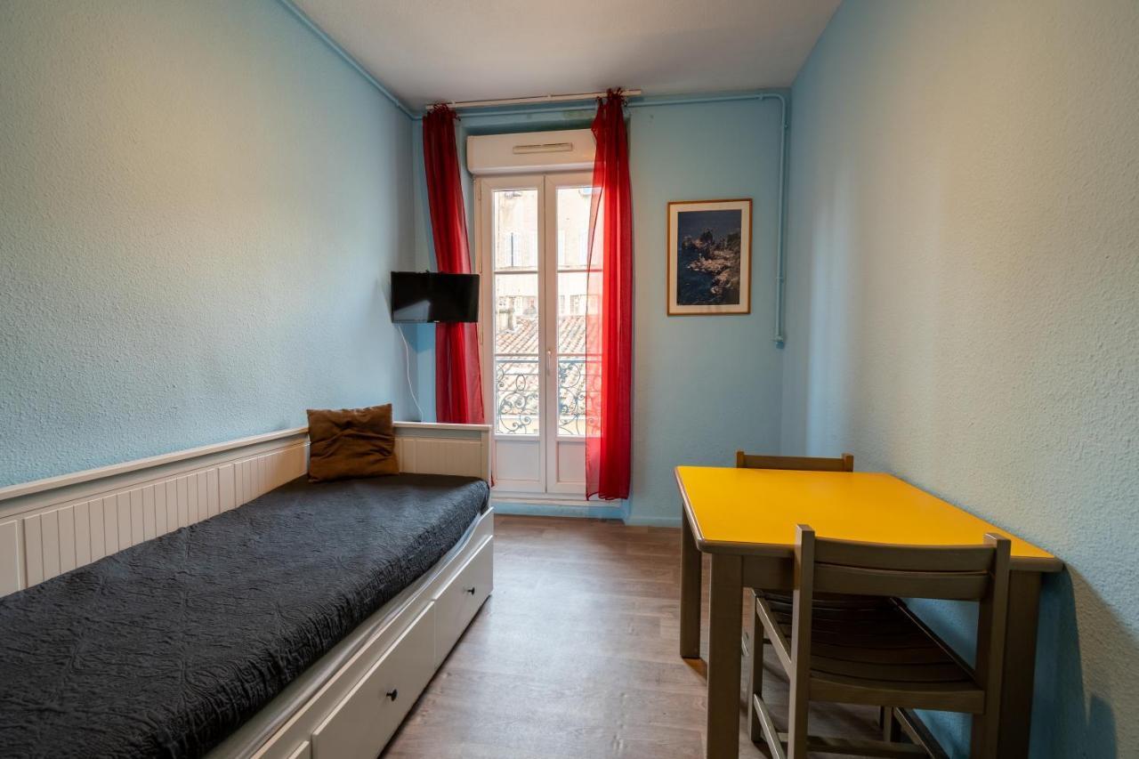 Residence Meublee Services Марсилия Екстериор снимка
