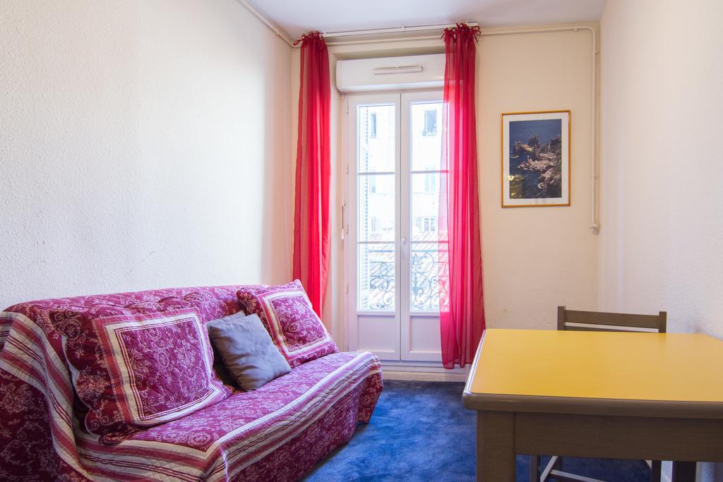 Residence Meublee Services Марсилия Екстериор снимка