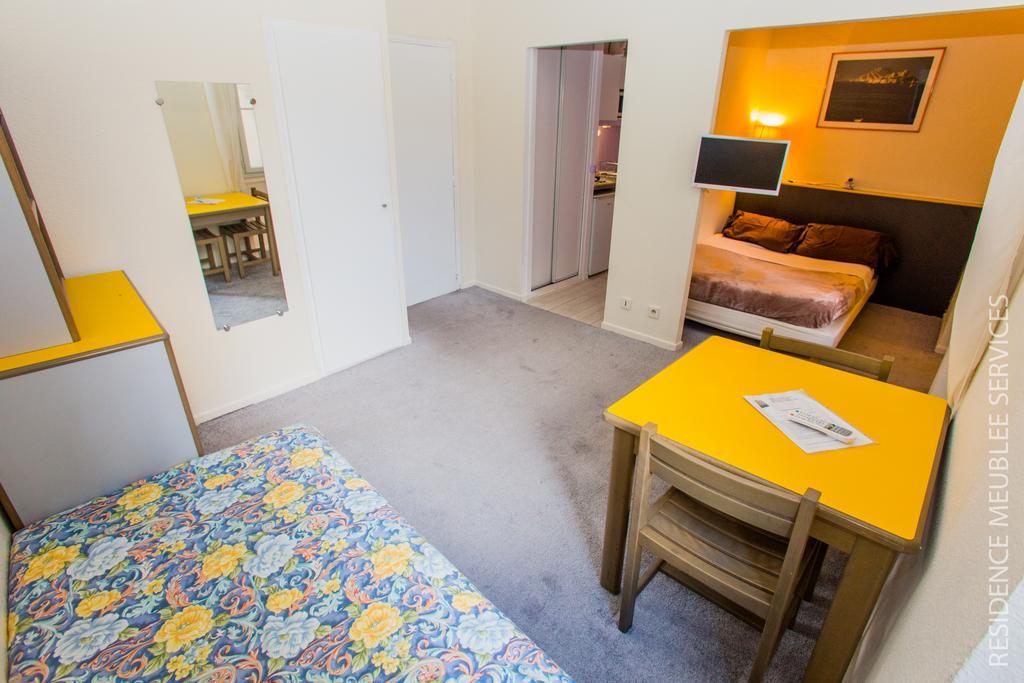 Residence Meublee Services Марсилия Екстериор снимка